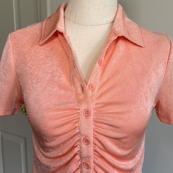 SPORTSGIRL Sz S metallic peach cropped button up short sleeved top - Picture 5 of 12